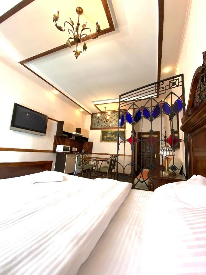 Квартира На Вулиці Лесі Українки 19 Lviv Ngoại thất bức ảnh