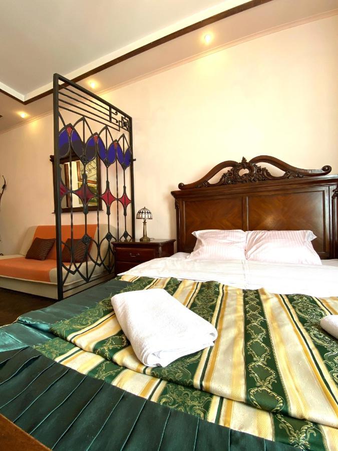 Квартира На Вулиці Лесі Українки 19 Lviv Ngoại thất bức ảnh